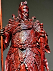 Tượng Ngài Quan Công Gỗ Tử Đàn Đẹp