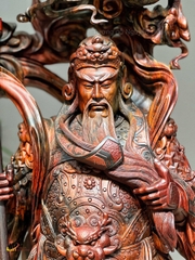 Tượng Ngài Quan Công Hàng Long Gỗ Trắc Đẹp