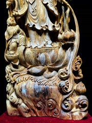 Tượng Quan Âm Bồ Tát gỗ Hoàng Đàn