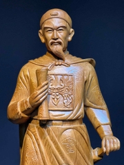 Tượng Ngài Trần Quốc Tuấn  gỗ ngọc am thơm