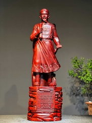 Tượng Ngài Hưng Đạo Đại Vương Trần Quốc Tuấn Gỗ Vương Mộc Tử Đàn Đỏ