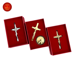 Thánh Giá Có Mề Đay BENEDICT cao 10Cm - Không Đế (mini) - Màu Silver