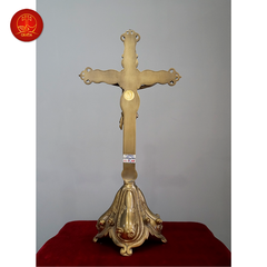 Thánh Giá Hoa Hồng Cao 42cm - Màu Cổ Điển