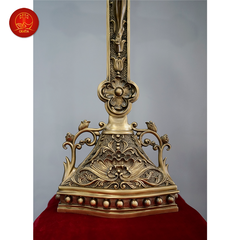 Thánh Giá Công Giáo Hoa Đào Có Đế 90 cm - Màu Cổ Điển