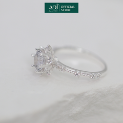 Nhẫn Bạc Nữ ADJ 6 Cánh Nhọn Viên Chủ To Viền Nạm Đá Lấp Lánh