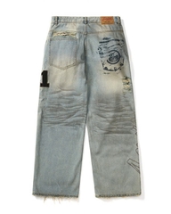 Eleven Distresed Jeans
