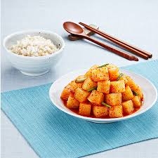 Kim chi củ cải cắt miếng 500g Jongga thực phẩm ăn kèm 100% nhập khẩu Hàn Quốc