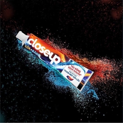 KEM ĐÁNH RĂNG CLOSEUP LỬA BĂNG 180G THƠM MÁT ĐẾN TỪNG HƠI THỞ