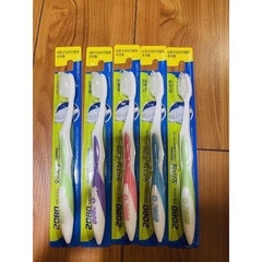 Bàn chải đánh răng Aekyung 2080 (2+1) cái