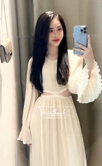 Đầm Dài Xếp Ly Tay Dài Khoét Eo