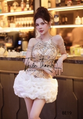 Đầm Yếm Ngắn Tráng Gương Mắt Xích Tay Rơi Nhún Phồng