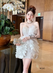Đầm TK Ngắn Cúp Ngực Đính Đá Tua Rua Kèm Lông