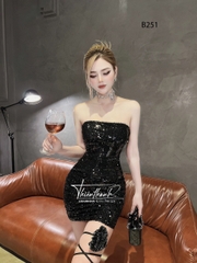 Đầm TK Ngắn Body Đen Có Mút Ngực Đính Kim Sa