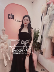 Đầm TK Dài Cúp Ngực Xẻ Tà Đính Đá Hình Nơ