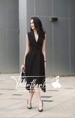 Đầm LCB Dài Dáng Xoè Đen Khoét Sâu