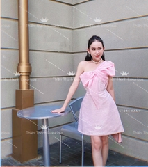 Đầm TK Ngắn Nơ Kim Tuyến Lệch Vai