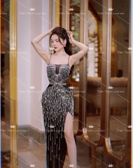 Đầm TK Dài Hai Dây Dài Xẻ Tà Đính Kết Tua Rua