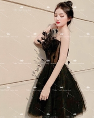 Đầm TK Hai Dây Ngắn Cúp Ngực Dáng Xoè Kết Lông