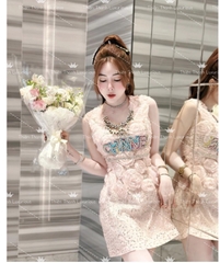 Đầm QCCC Chanel Ngắn Đính Đá Hoa Nổi