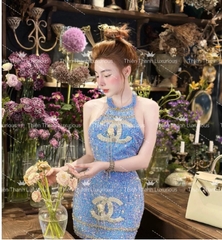 Set QCCC Chanel Ngắn Áo Cổ Yếm Mix Chân Váy Vẩy Cá Đính Đá