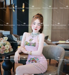 Set QCCC Ngắn Chanel Cổ Yếm Đính Đá Mix Chân Váy Kết Hoa