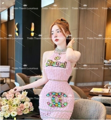 Set QCCC Ngắn Chanel Cổ Yếm Đính Đá Mix Chân Váy Kết Hoa