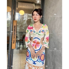 Đầm Dài Zara Khoét Eo Xẻ Ngực Cổ V Hoạ Tiết