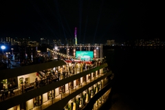 Du Thuyền Sài Gòn REVER Cruises - 5 Nguyễn Tất Thành