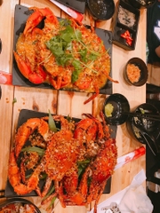 Cô Tư Cà Mau - Vựa Hải Sản Ngon - 219 Hoàng Sa, Phường Tân Định, Quận 1