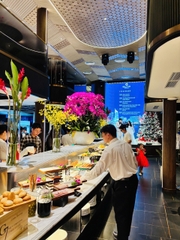 Tàu ELITE SAIGON - Du thuyền nhà hàng tại 05 Nguyễn Tất Thành