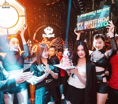 Empire Club – 8 Nguyễn Văn Tráng, Quận 1