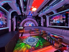 Karaoke Golden Bell - 750 Nguyễn Văn Quá, Quận 12