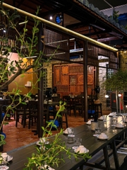Mây Nướng Restaurant - 1A Đề Thám