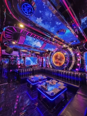 Karaoke Queen Bee KTV 115 Nguyễn Văn Cừ
