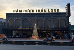 Hầm Rượu Trần Long -  545 Nguyễn Oanh, Quận Gò Vấp
