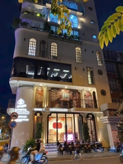 Quế Tương Lầu 桂湘楼 - 211 Hoàng Sa, Quận 1