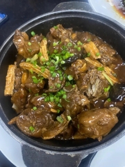 Hồng Phong 雄峯 - 305 Âu Cơ, Quận Tân Phú