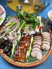 Khế Việt Restaurant - 15 Nguyễn Thị Diệu, Quận 3