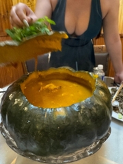 Nhà hàng Hàn Huyên - Số 2 Hồ Biểu Chánh, Quận Phú Nhuận