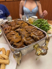 Nhà hàng Hàn Huyên - Số 2 Hồ Biểu Chánh, Quận Phú Nhuận