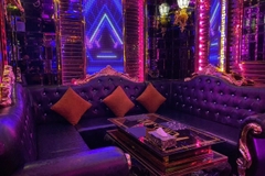 Karaoke K-Marina - 659 Trần Hưng Đạo, P. Chợ Quán