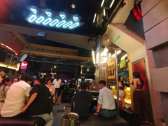 Sạc Station - 6 Trần Hưng Đạo, Quận 1
