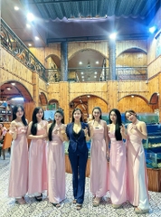 Nhà hàng Hàn Huyên - Số 2 Hồ Biểu Chánh, Quận Phú Nhuận