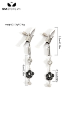 SMT735 - Kẹp núm vú thiết kế gắn liền đá, hoa hồng đen, chuông nhỏ
