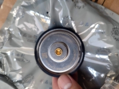 Van hằng nhiệt Howo sitrak 440