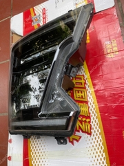 Đèn pha Howo TH7 460, 540 Luxury