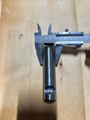 Trục ắc nhíp 28x135 ( loại trơn )