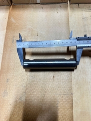 Trục ắc nhíp 28x135 ( loại trơn )