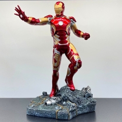 Mô Hình Avenger Người sắt Iron Man cao 50 cm rộng 32cm nặng 5Kg - Figure Avenger