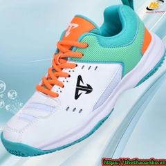 Giày pickleball Tesla 5528 chất liệu vải lưới thoáng khí kết hợp da PU mang lại sự trẻ trung khi sử dụng